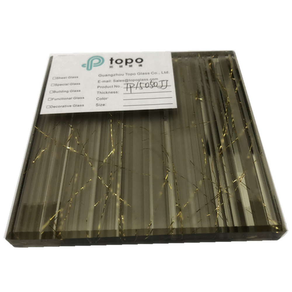 Verre métallique laminé de tissu unique