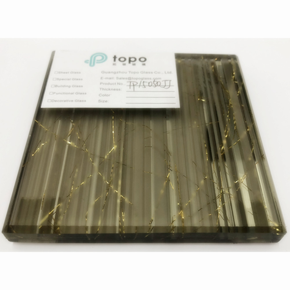 Verre métallique laminé de tissu unique