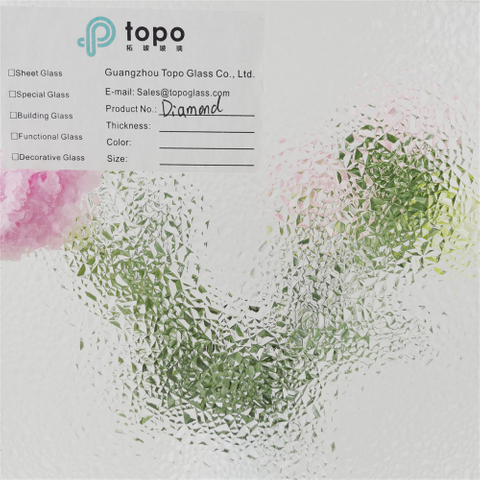 3mm 4mm 5mm 6mm 8mm Verre à motif de diamant ultra-clair à faible teneur en fer