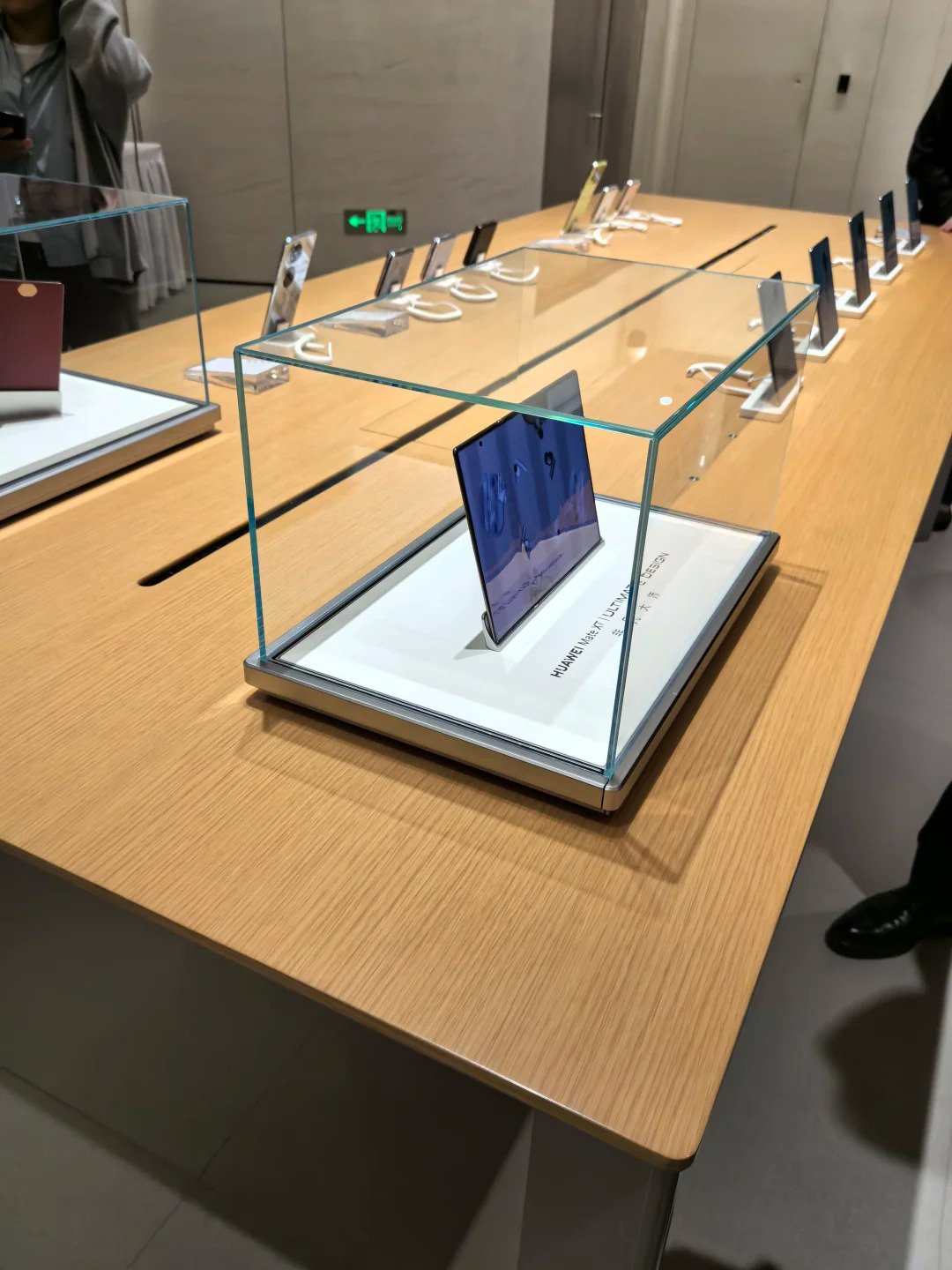 Vitrine de collection en verre (6)