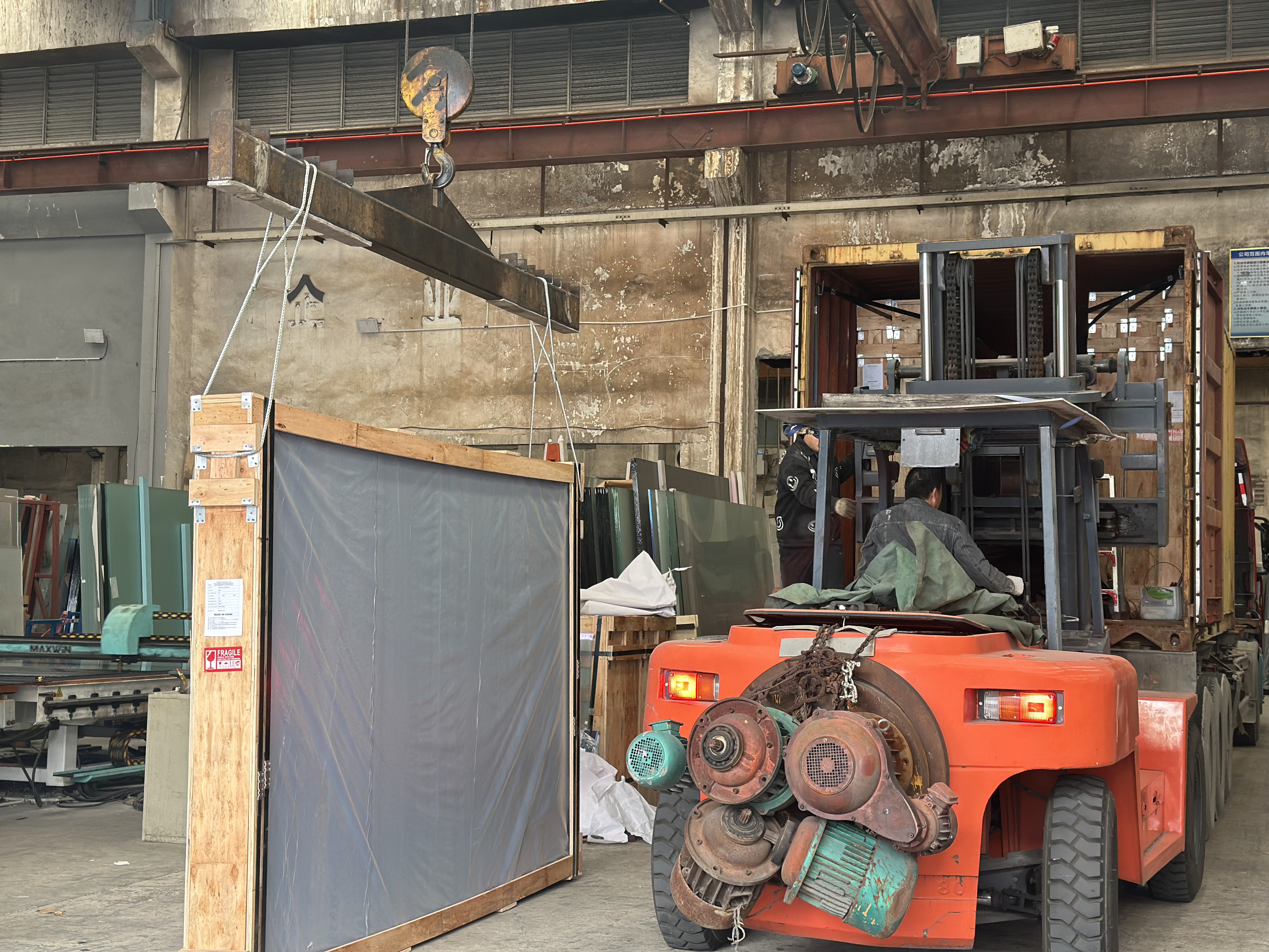 fournisseur de verre feuillet&eacute; personnalis&eacute; Chine