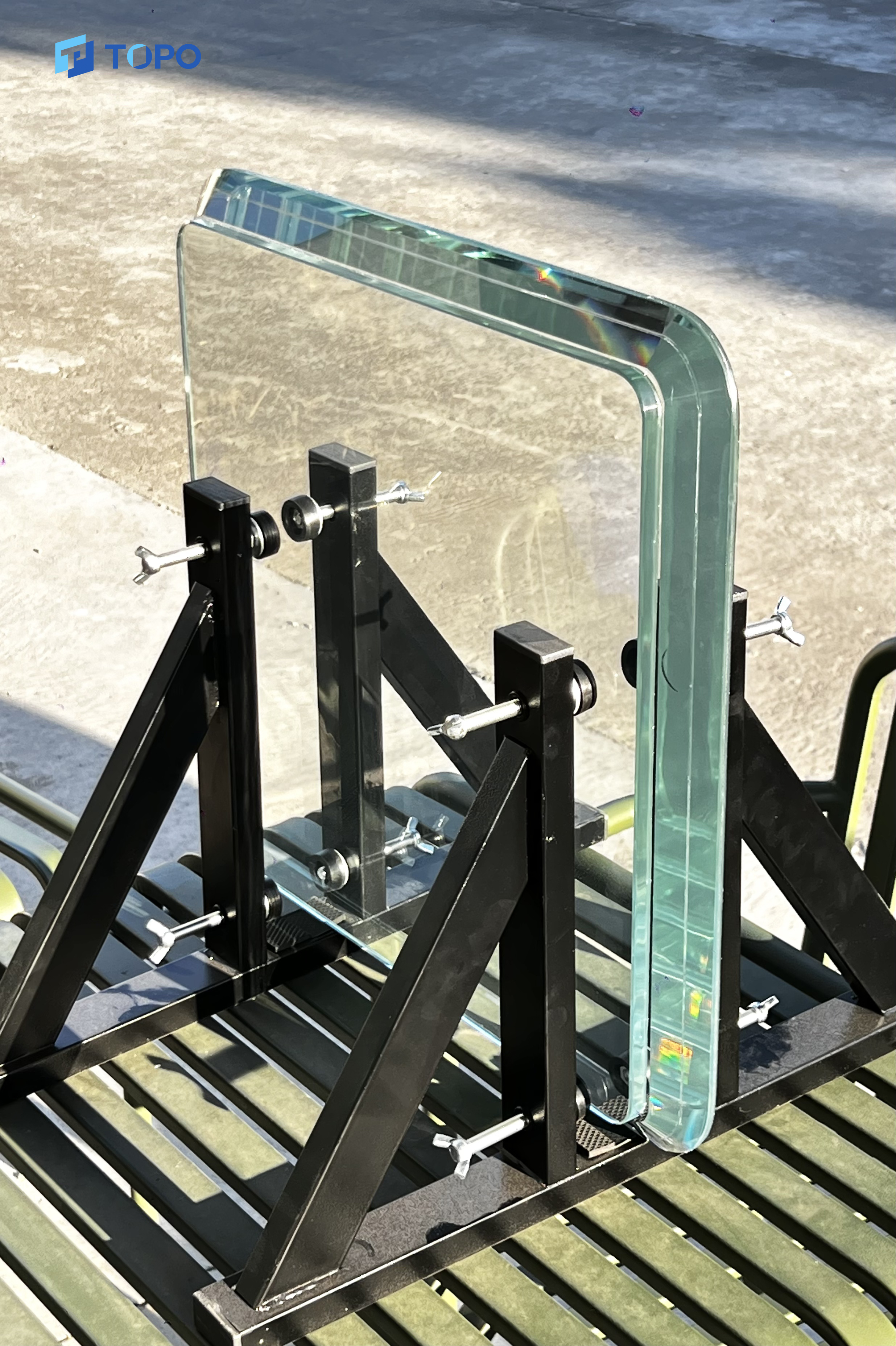 Verre feuillet&eacute; pare-balles &agrave; trois couches (3)