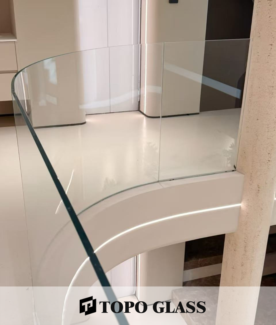 Verre courb&eacute; .png