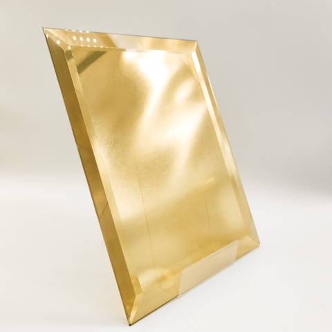 Verre réfléchissant enduit d'or