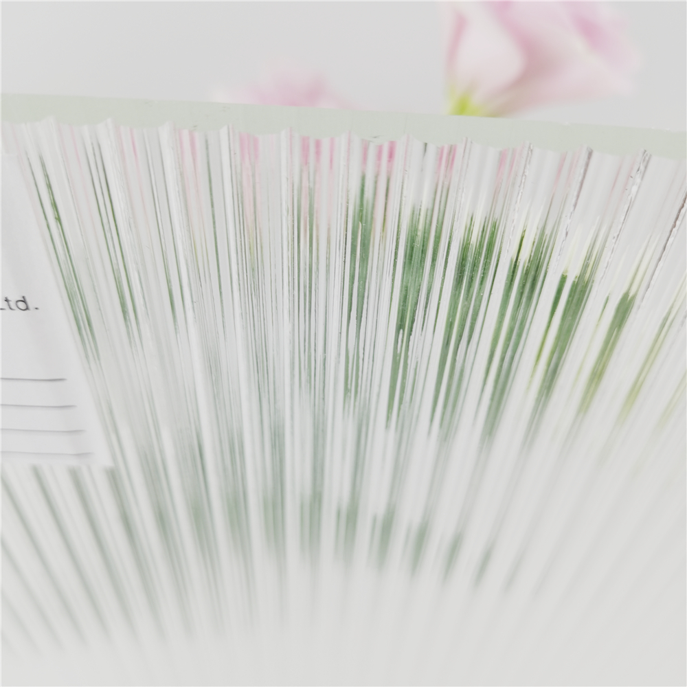 3 mm 4 mm 5 mm 6 mm 8 mm 10 mm Verre de motif Moru ultra clair à faible teneur en fer