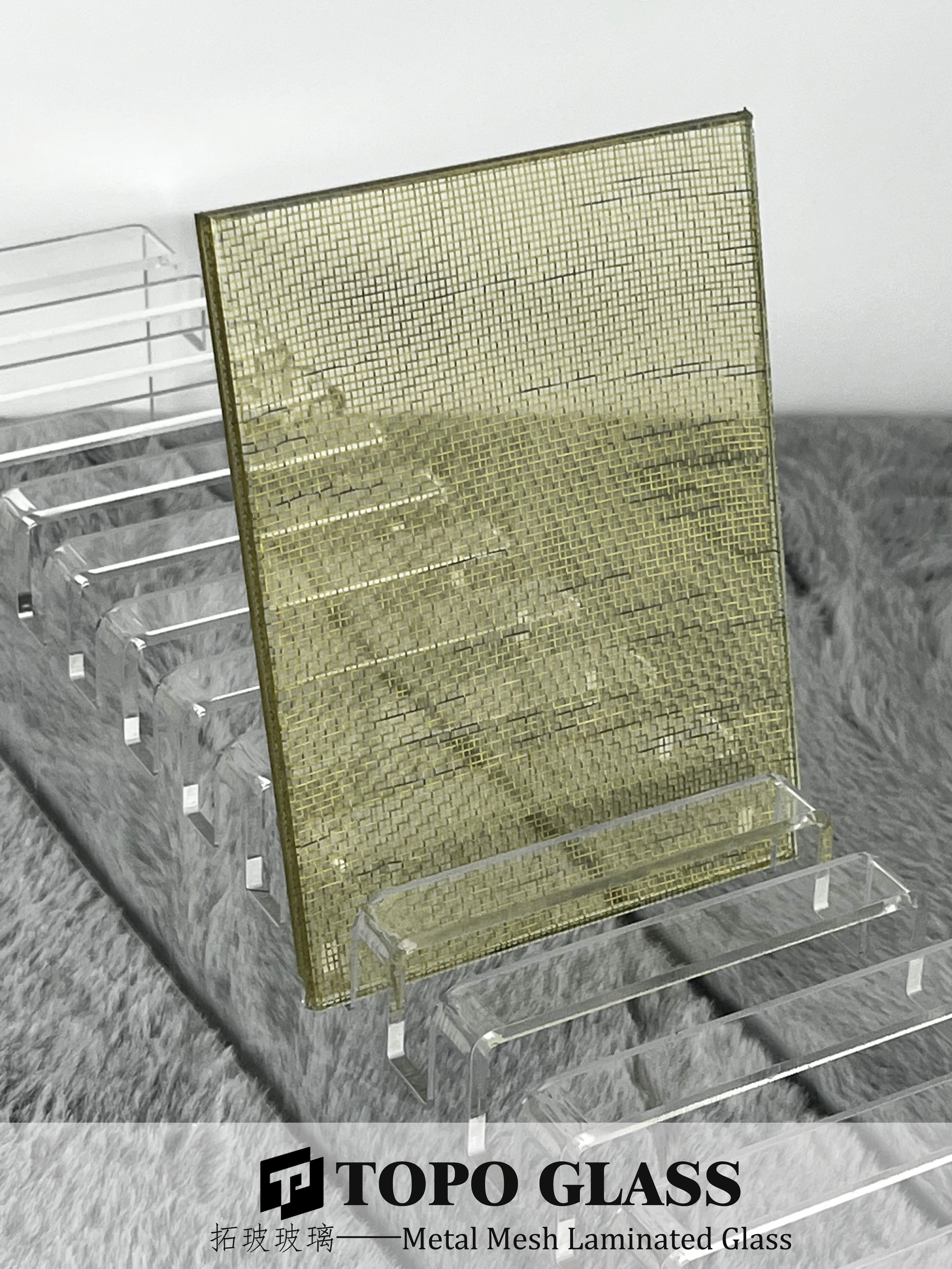 verre feuillet&eacute; &agrave; grille m&eacute;tallique (7)