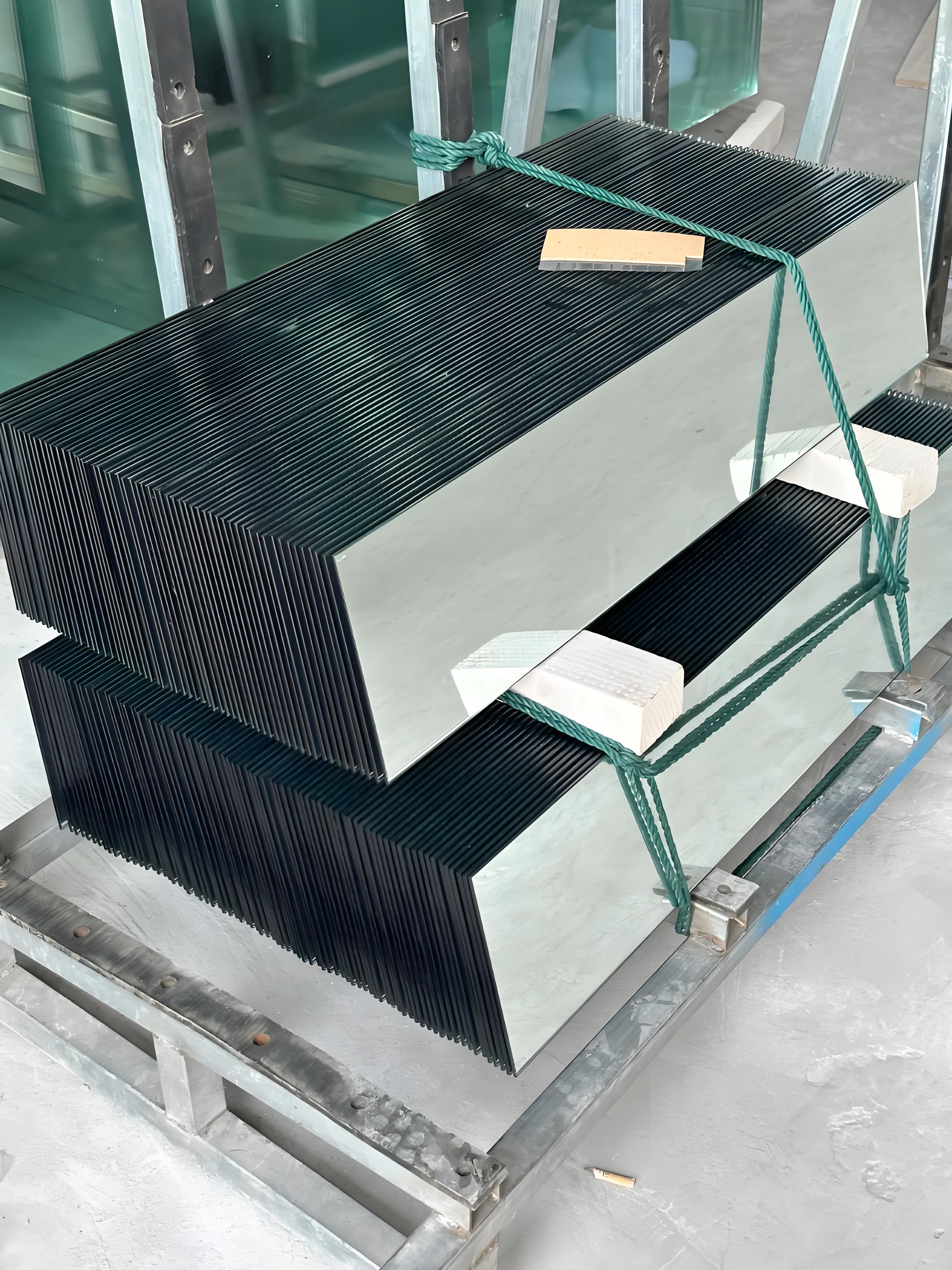 Verre miroir trempé