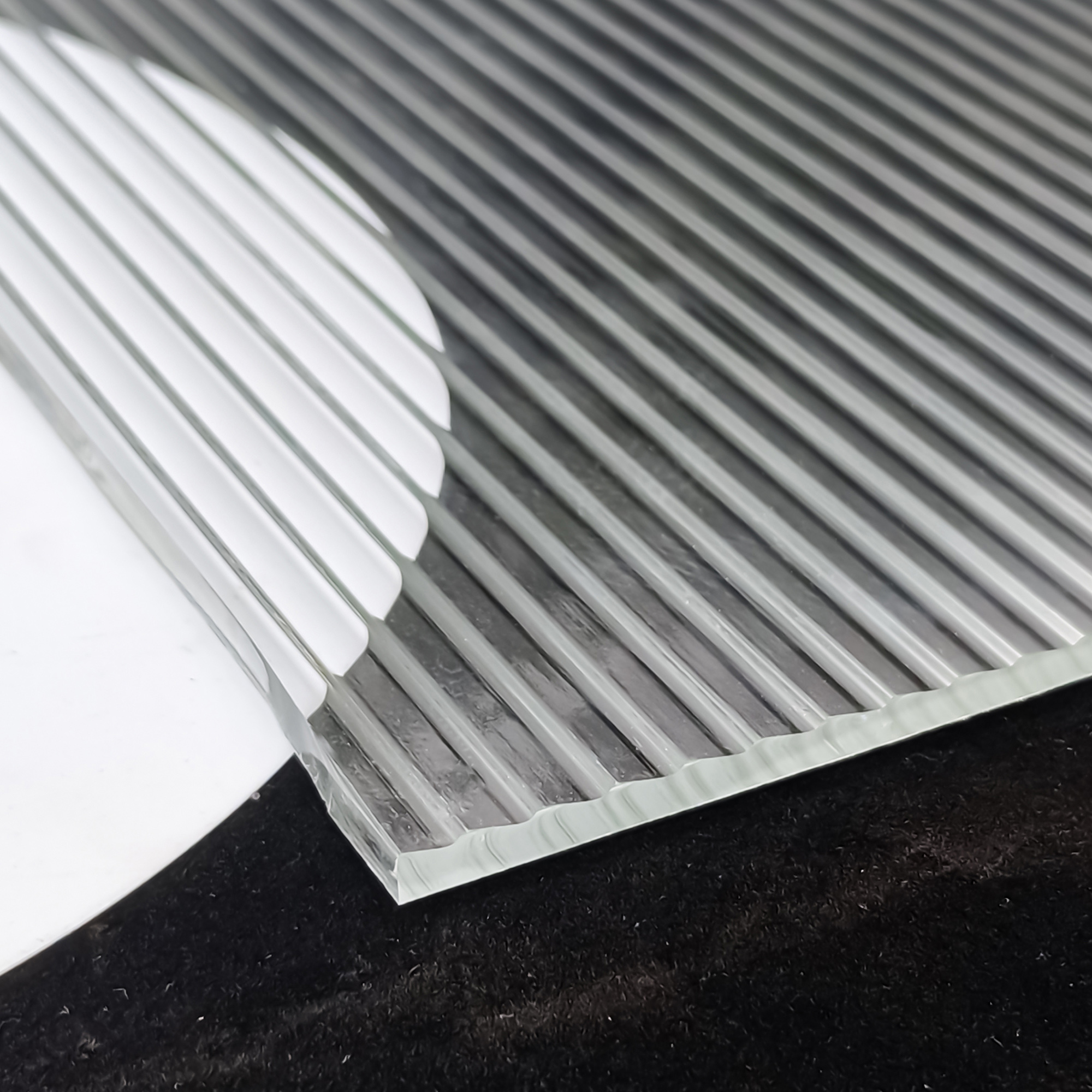 Verre &agrave; motif textur&eacute; (3)