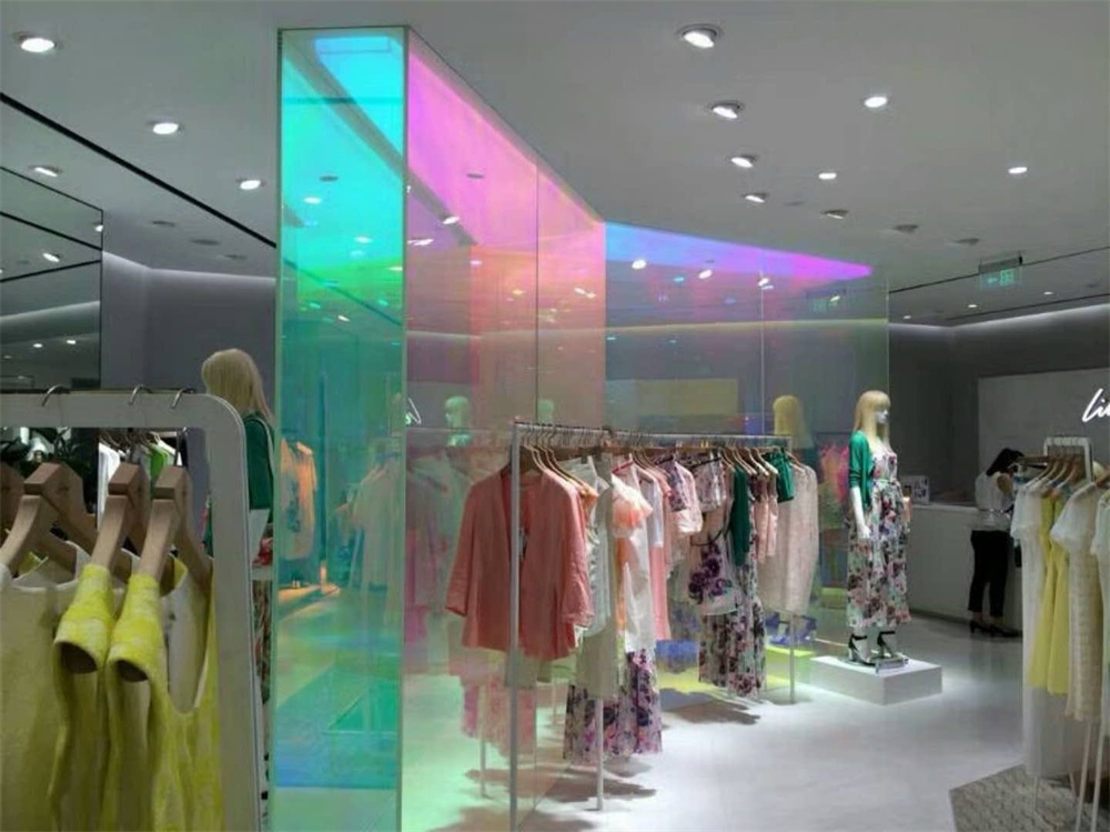 Verre dichro&iuml;que (4)