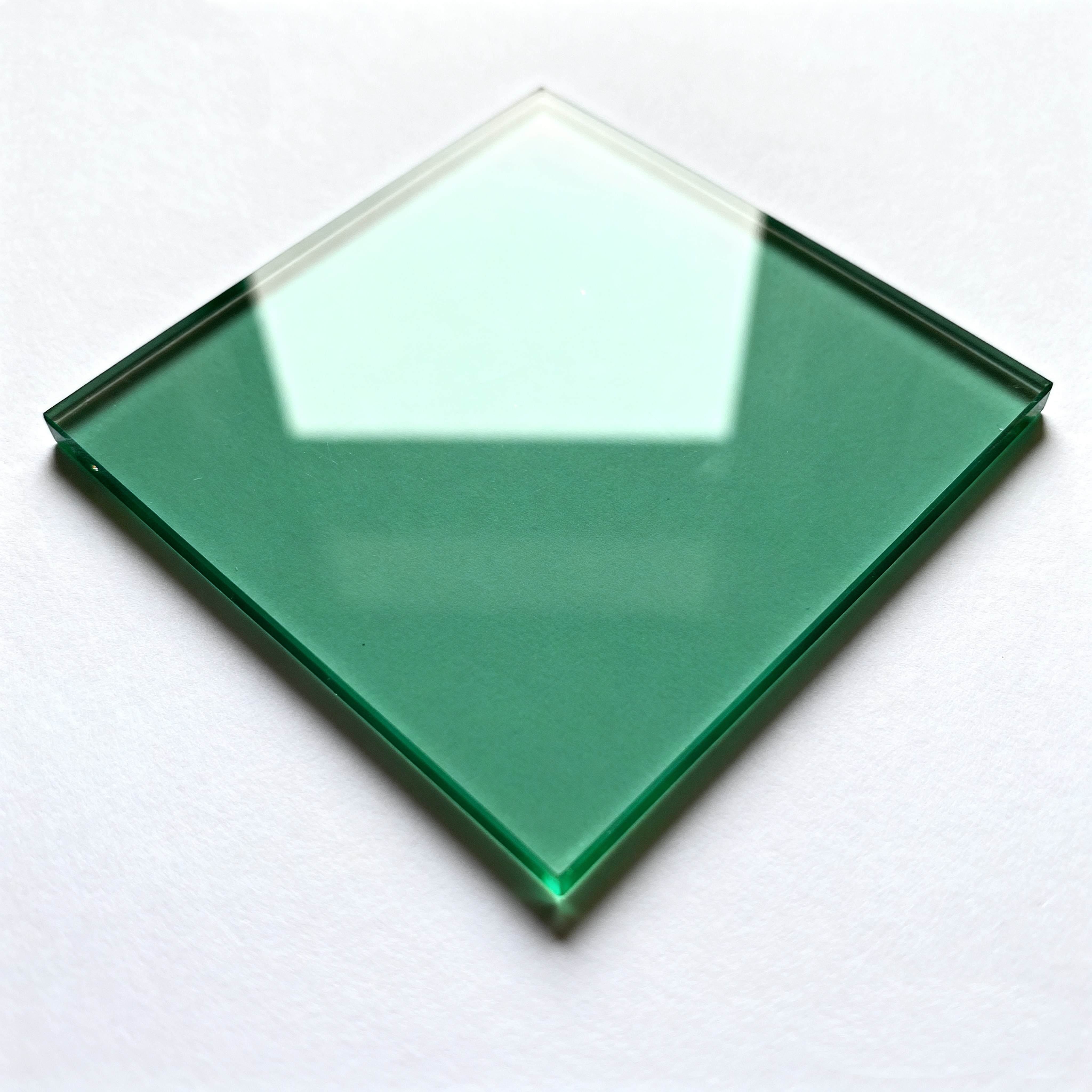 Verre flott&eacute; vert (3)(1)