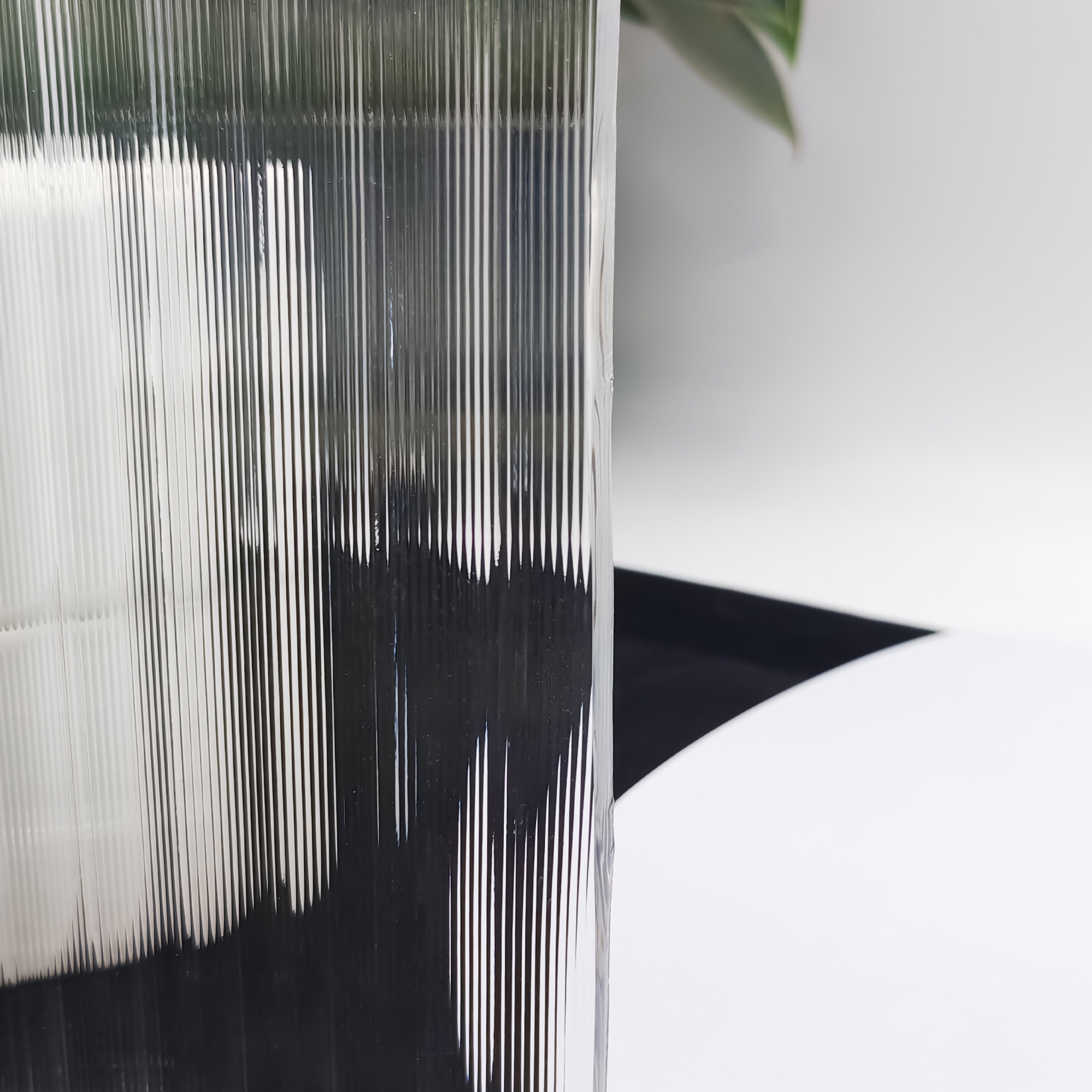 Verre à motif figuré