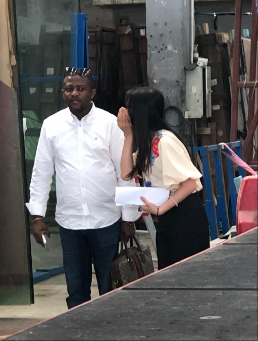 Des clients congolais ont visit&eacute; TopoGlass (1)