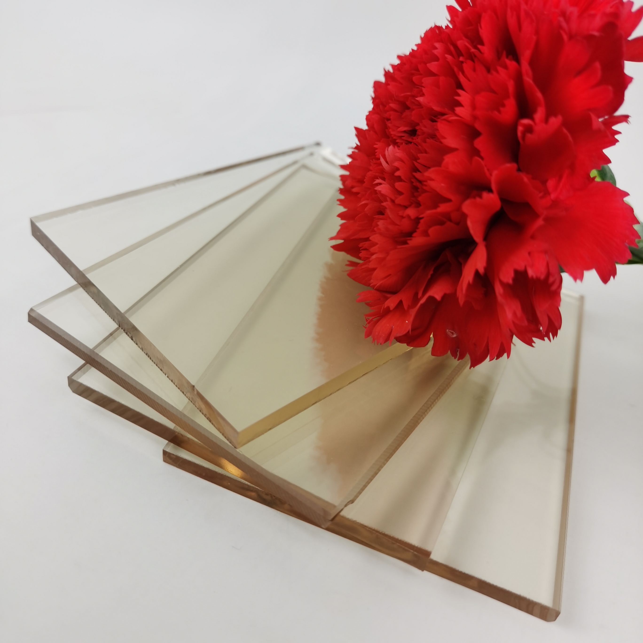 3 mm 4 mm 5 mm 6 mm 8 mm 10 mm 12 mm 14 mm 16 mm 18 mm 20 mm 25 mm 30 mm Verre Crystoe et Neoparies