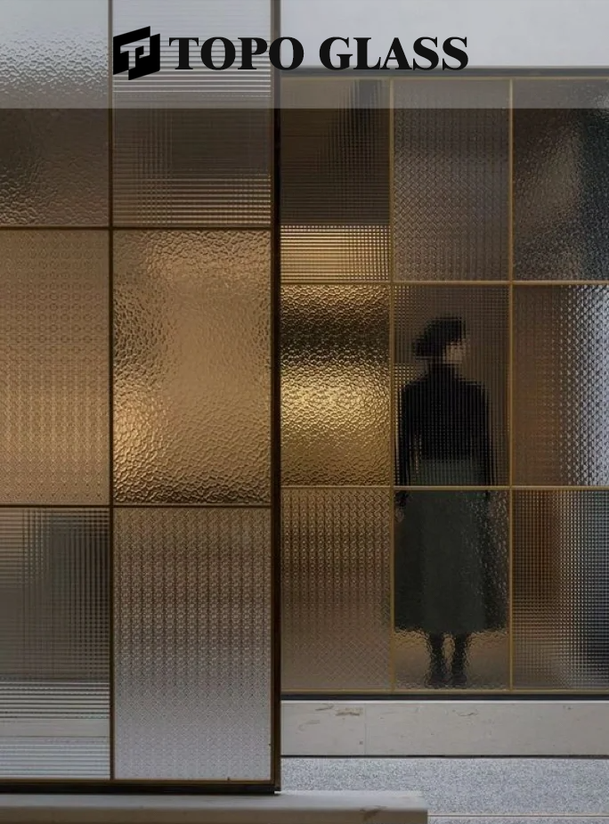 Verre &agrave; motifs 
