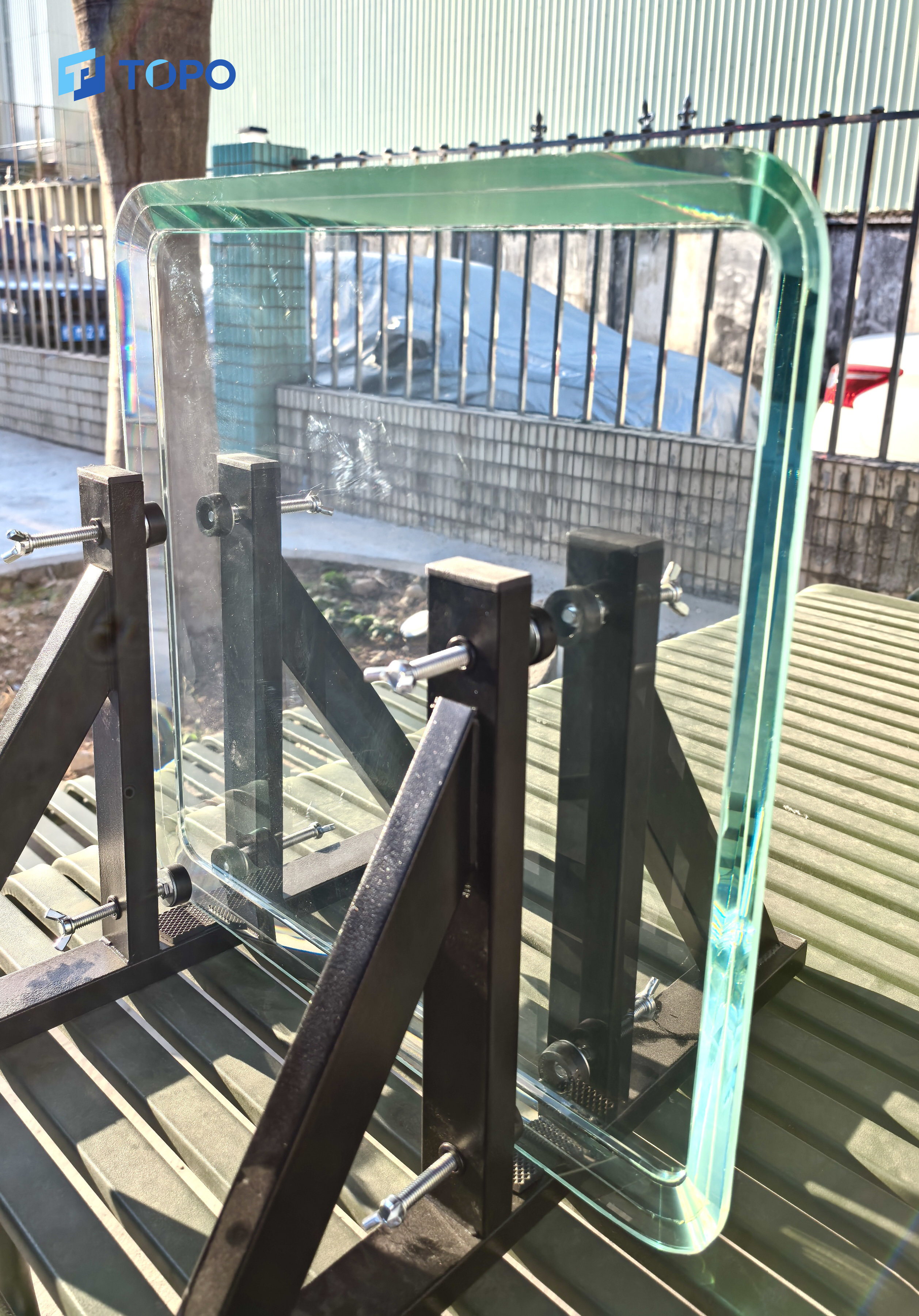 Verre feuilleté pare-balles triple couche