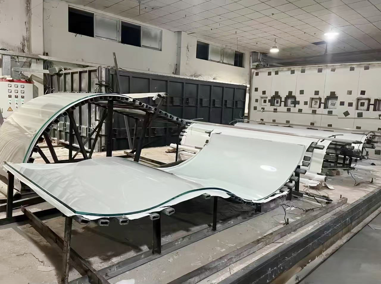 verre bomb&eacute; (1)