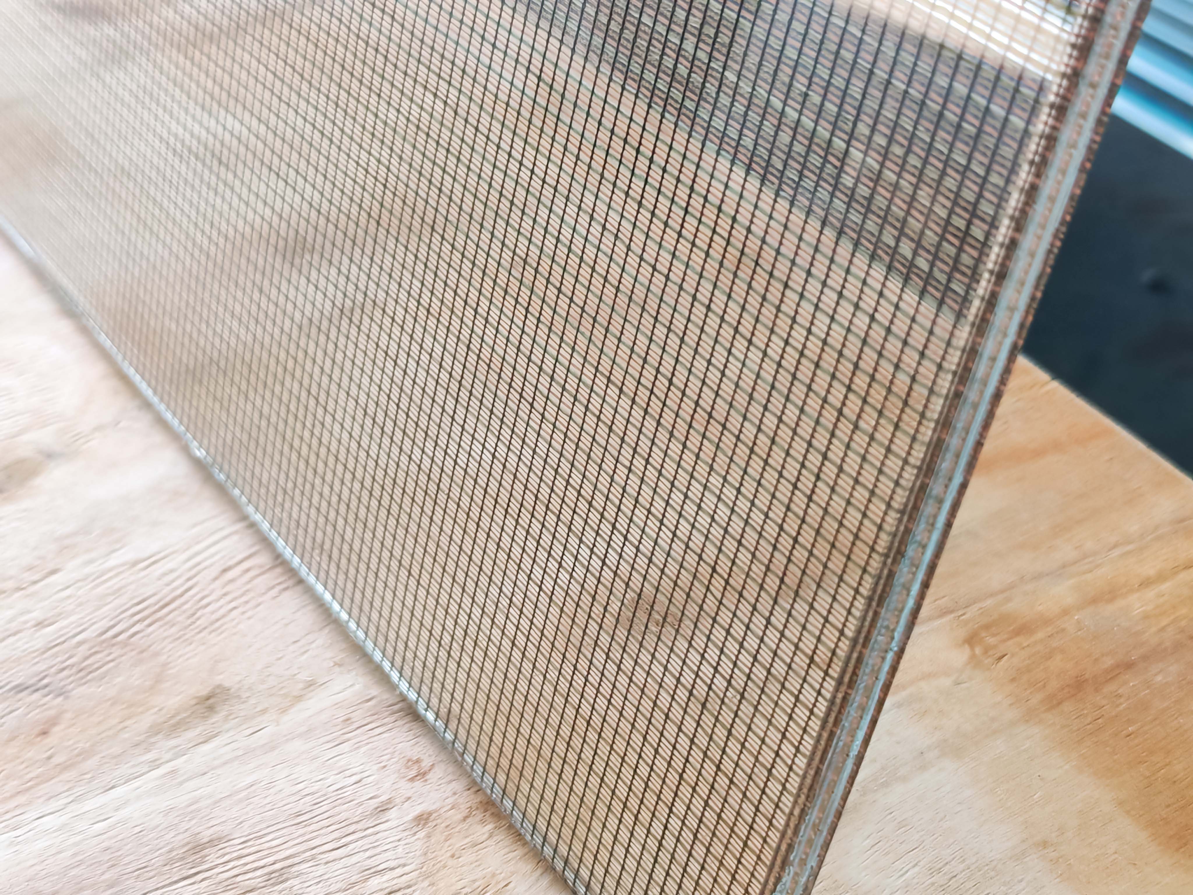 Verre feuillet&eacute; intercalaire en soie (2)